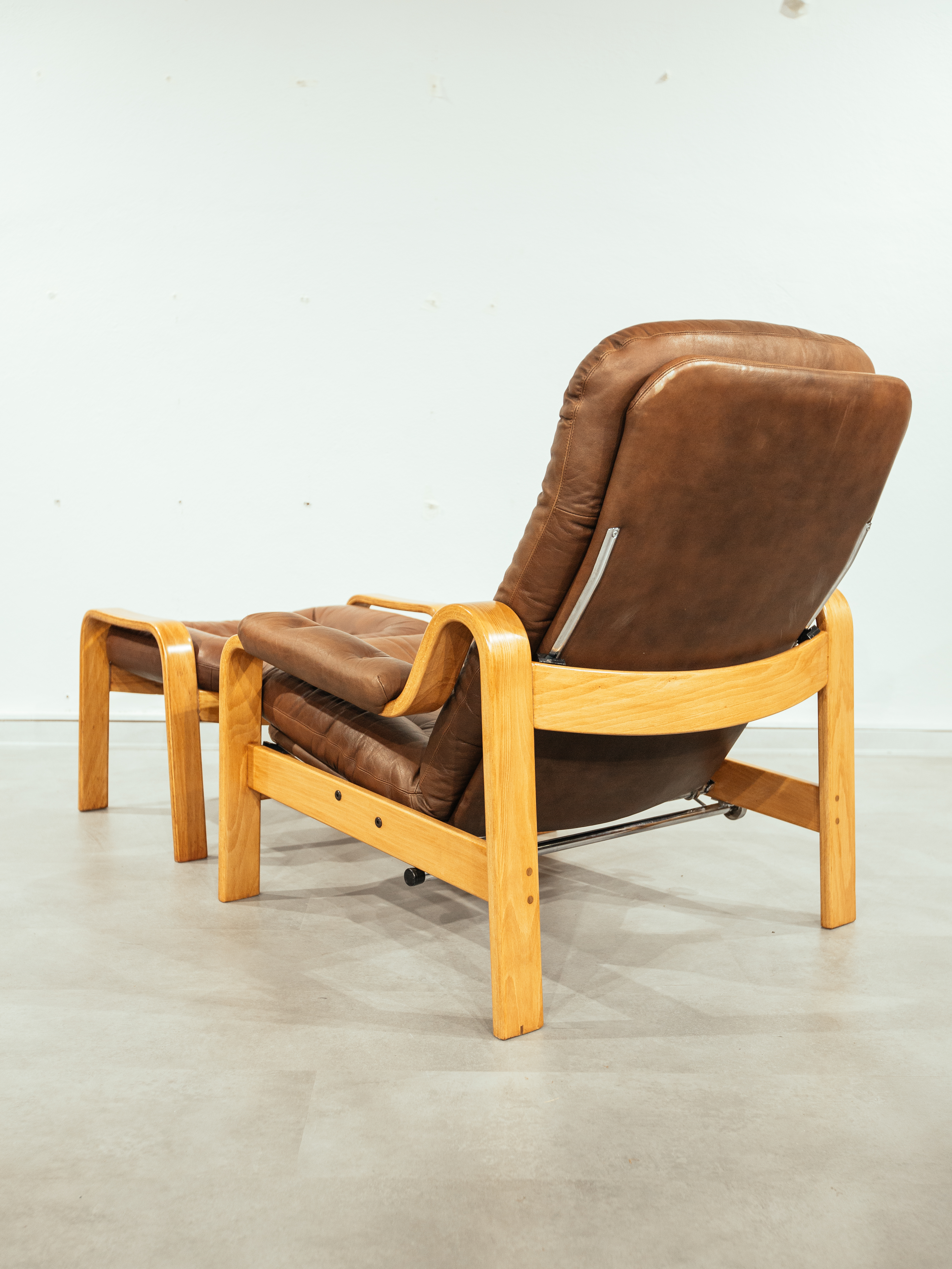 Göte Möbler in Nässjö üretimi 'Relax II' lounge chair 